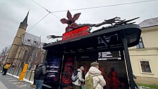 V Praze se objevily zastávky inspirované seriálem Stranger Things