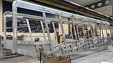 Ve výrobním závodu �výcarské spole�nosti CWA Constructions SA v Oltenu ze...