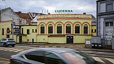 Tomá� Maxwell rozjel se svými par�áky po letech �eskoubud�jovickou Lucernu....