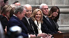 Bývalý prezident USA George W. Bush, bývalý prezident Joe Biden, bývalá první...