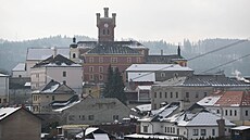 Jednaticetiletá ena zemela v Mírov na umpersku násilnou smrtí v bytovém...