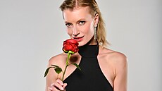 Adéla (34) je charismatická kouzelnice a modelka, která procestovala sv�t,...