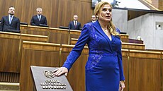 Bývalá poslankyn� strany Smer-SD Jana Va�ová v civilu p�sobí také jako v�tkyn�...