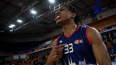 Ross Williams z Brna se raduje.