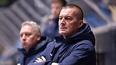 Asistent trenéra Zlína Richard Kapu� v zápase s Litom��icemi.