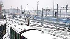 Nádra�í Jarom�� zasypal sníh