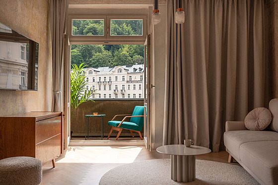 Byt 2+kk s balkonem  - ú�asný výhled na hotel Pupp si lze dop�át z malého...