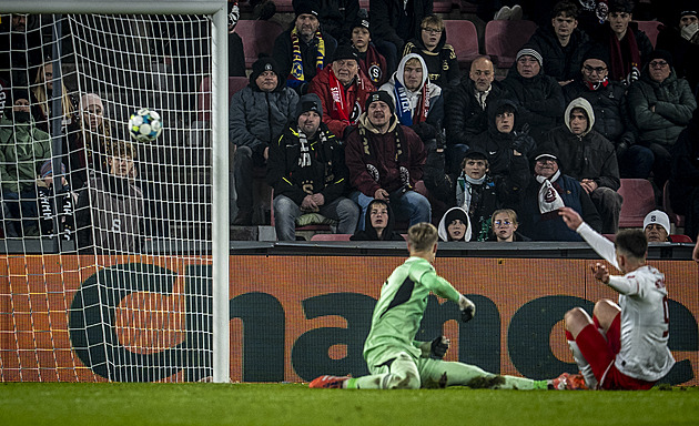 Sparta - Pardubice 2:4, hosté vedli o tři góly, domácí snižovali až v nastavení