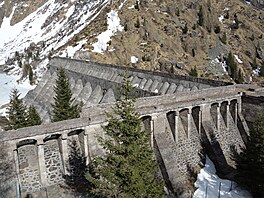 O pot�eb� její výstavby se za�alo hovo�it v roce 1907, stavba samotná byla...