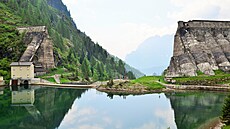 Ptatyicet tisíc kubík betonu, to u je poádná hromada ke zbudování...