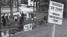 Tak blízko a pitom tak daleko. V devtatyicátém jet Mödlareuth-Ost od...