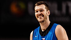 Martin Peterka p�i tréninku p�ed utkáním kvalifikace mistrovství sv�ta 2027...