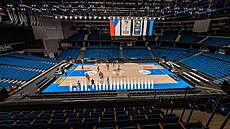 Pohled do haly, v ní� �e�tí basketbalisté odehrají utkání kvalifikace...