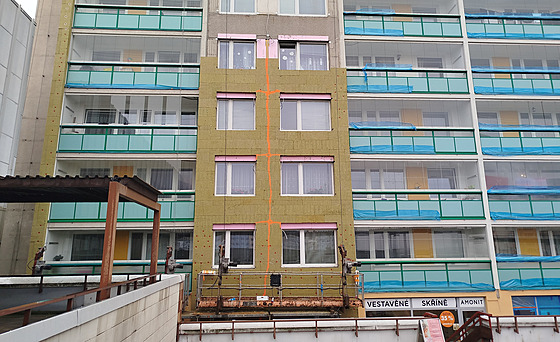 �tená� poslal fotografie dokumentující stav stavby. Po�así nad nulou, ale na...