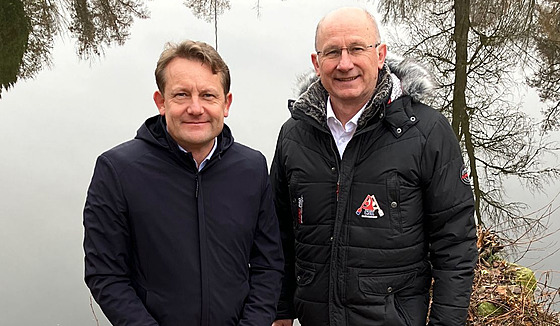 Nový �éf rychlostních kanoist� Martin Doktor (vlevo) se svým p�edch�dcem Janem...