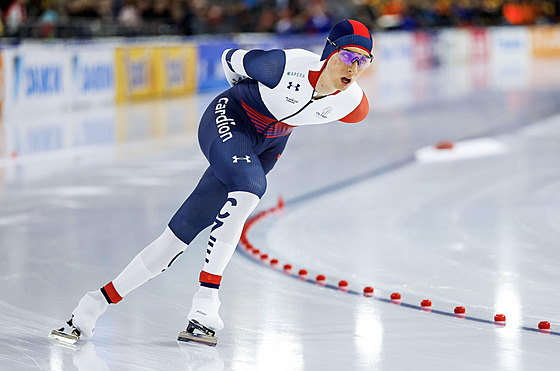 Metod�j Jílek v závod� Sv�tového poháru v Heerenveenu.