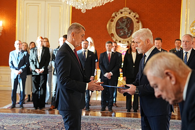 Babiš dostane k dispozici Hrzánský palác, předání vlády bude hladké, uvedl Fiala