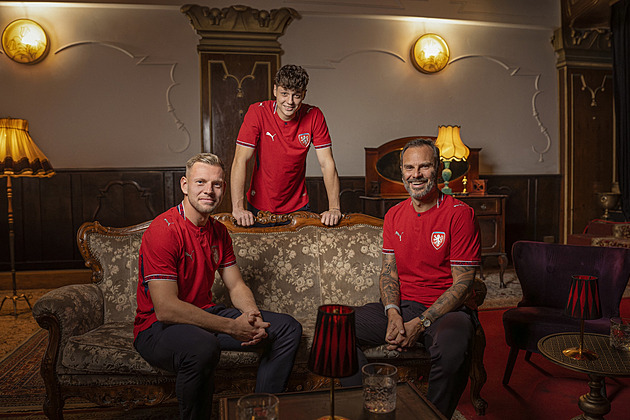 Změní česká reprezentace dodavatele dresů? Po třiceti letech může skončit Puma