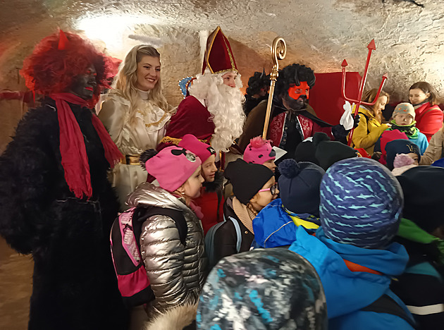 Jihlava'da Fırında Noel sizi hafta sonu şeytani eğlencelere davet ediyor