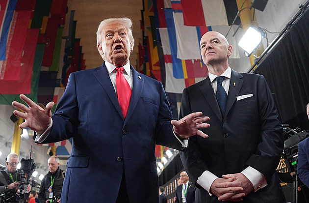 Donald Trump osobně dorazí na finále MS ve fotbale. Šéf FIFA Infantino se na něj těší
