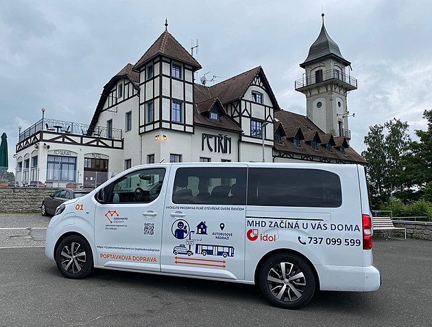 I na nové lince 135 v Jablonci bude jezdit elektromobil Toyota Proace Verso,...