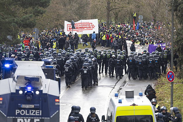 Nový Hitler, nebo komedie? Delegát projevem na sjezdu mládežnické AfD šokoval