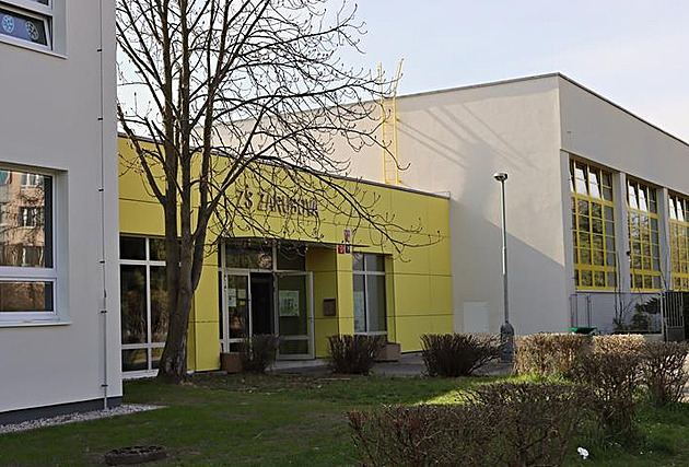 Základní kola Zárubova v Praze 12