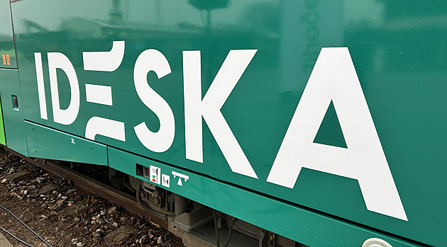 V Jiho�esk�m kraji za�ne Integrovan� dopravn� syst�m fungovat od dubna roku 2026. Projekt nese n�zev IDESKA. (prosinec 2025)