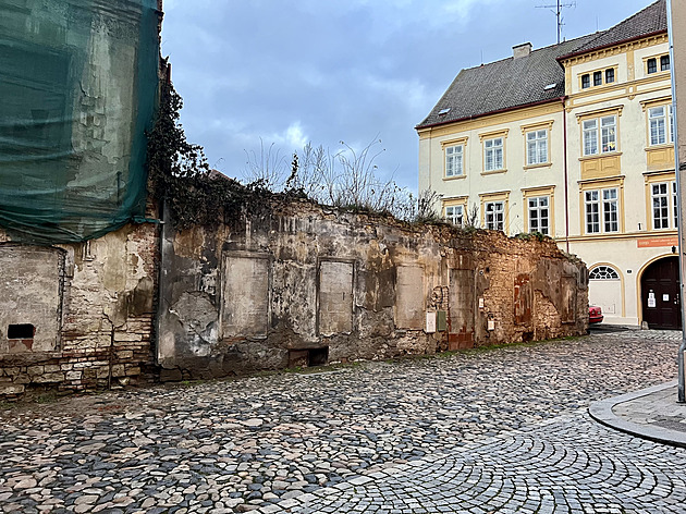 Žatec se vrací k vyšší dani za chátrající domy, předchozí pravidla smetl soud