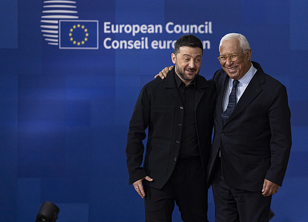 Nevměšujte se, reaguje EU na Trumpovu strategii. Soulad s Ruskem ji znepokojuje