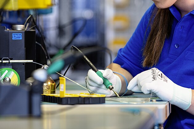 Rohde & Schwarz Vimperk roste: z�vod m� u� p�es 1000 zam�stnanc�