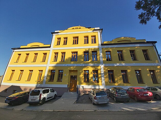 Studium v angli�tin� s mezin�rodn� anglickou maturitou