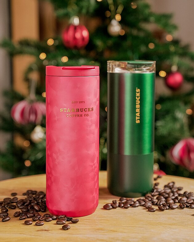 Starbucks roz�i�uje svou nab�dku o �ty�i nov� Matcha n�poje.