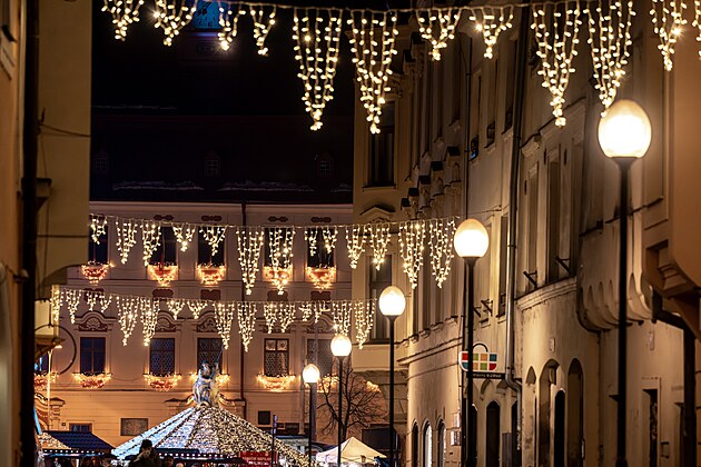 Zah�jen� v�no�n�ch oslav v Jihlav� na �eleznou ned�li 30. 11. 2025