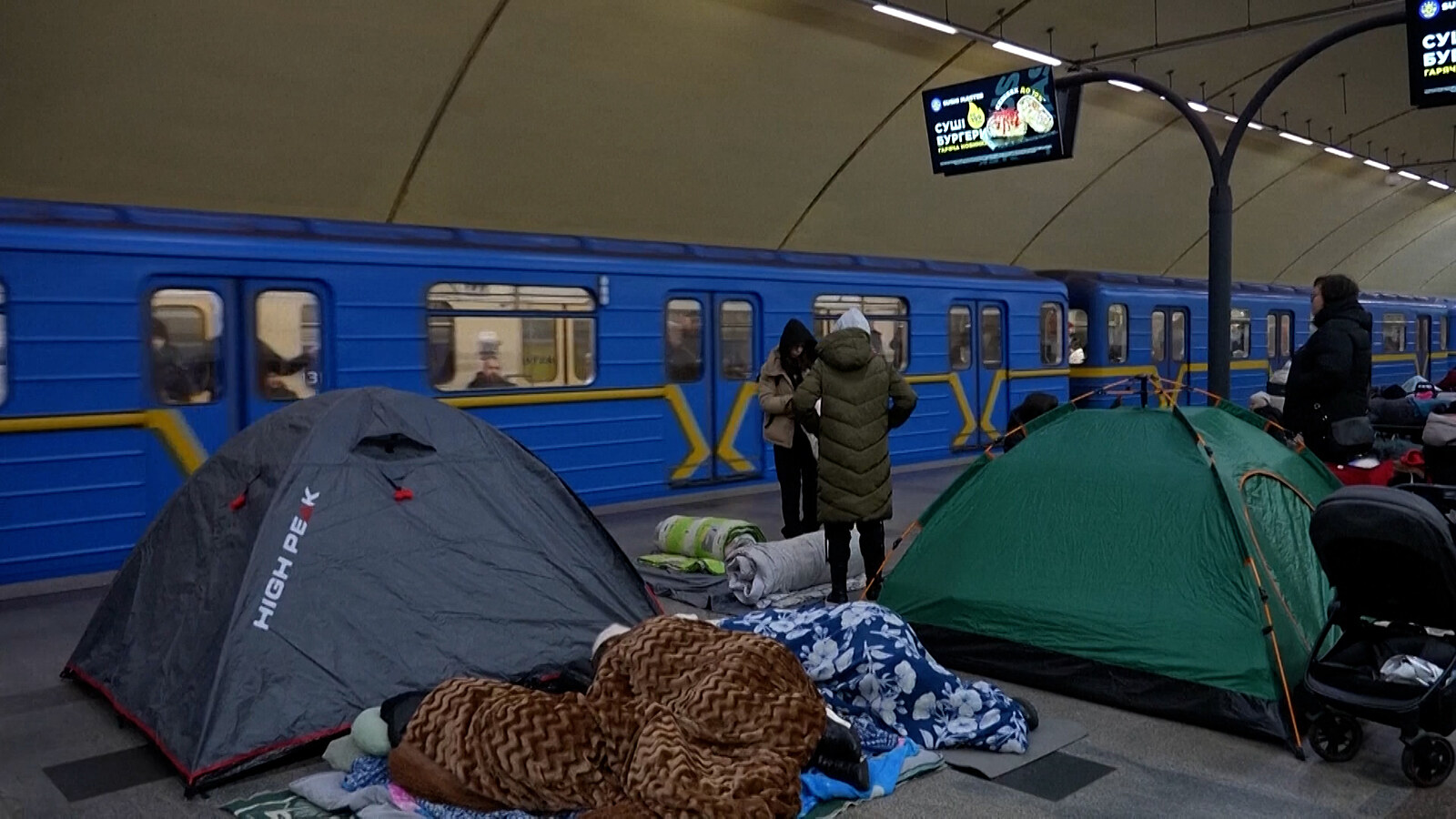 Jedna z nejkrutějších zim války. Ukrajinci se mění v národ bezdomovců