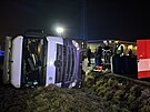 idi nkladnho vozu sjel v Micch do pkopu u silnice. (9. prosince 2025)
