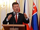 P�edseda Sn�movny Tomio Okamura (SPD) na náv�t�v� Slovenska. (2. prosince 2025)