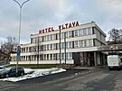Hotel Vltava nyn� slou�� jako ubytovna.
