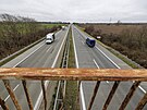 Most pes dlnici D2 u Podivna na Beclavsku je ve patnm stavu, pevnost jeho...