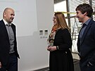 Jan Romportl (vlevo) s 1. nám�stkyní hejtmana Jindrou Zalabákovou a vedoucím...