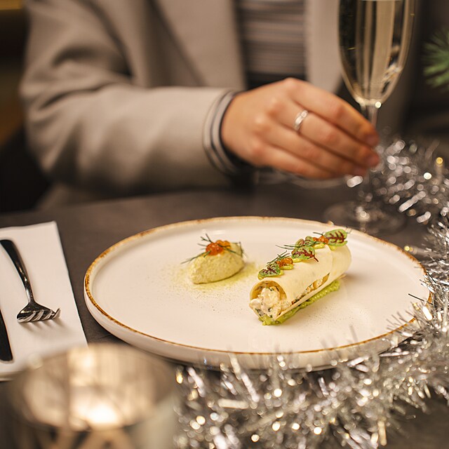 Tan��c� d�m: ikonick� zast�vka v�no�n� Prahy, kam se budete r�di vracet.