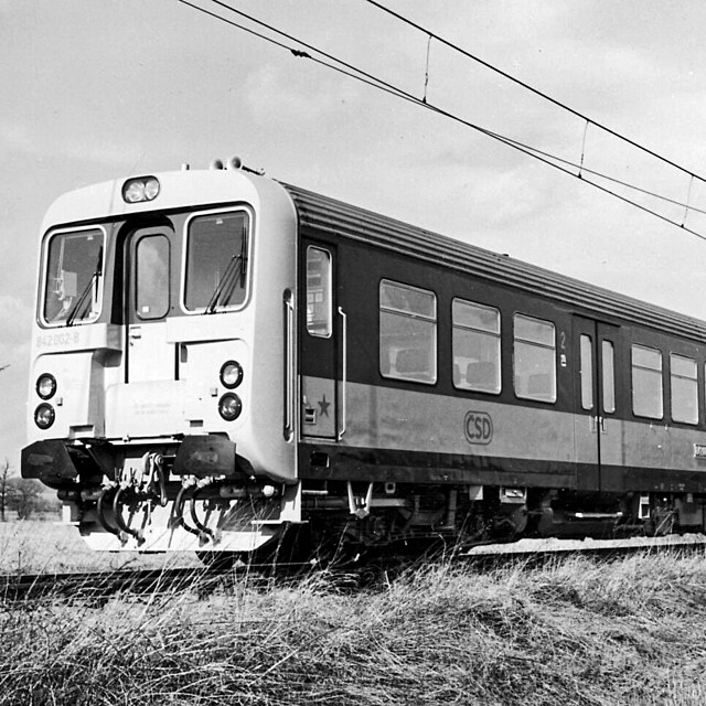 Motorov� v�z 842.002 na barto�ovick� vle�ce