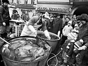 Tak kterého chce, hochu? V praské Jindiské ulici se prodávali kapi...