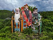 Znovu v mód�. Fu, Lu a �ou, �ín�tí bohové �t�stí, prosperity a dlouhov�kosti.