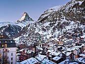 Pohled na výcarské msto Zermatt (27. února 2015)