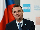 Pedsedou strany PRO se opt stal její zakladatel Jindich Rajchl. (6. prosince...