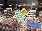 Zelný trh v Brn nabízí o vánoních svátcích hlavn tradiní tuzemské...