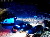 Policisté si v kopcích na Vsetínsku posvítili na driftující idie