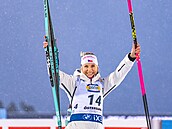 Lucie Charvátová po dokonení stíhacího závodu v Östersundu.