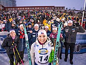 Lucie Charvátová s eským týmem slaví esté místo ve stíhacím závod v...